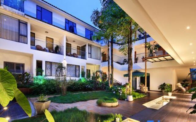 Rosewood Hotel Xingping