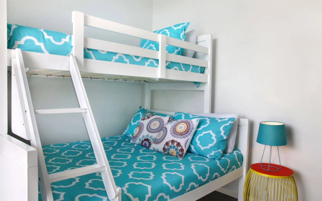 Seaview Sunset Holiday Apartments