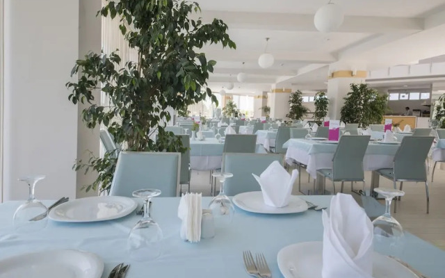 Larina Ninova Thermal Spa & Hotel