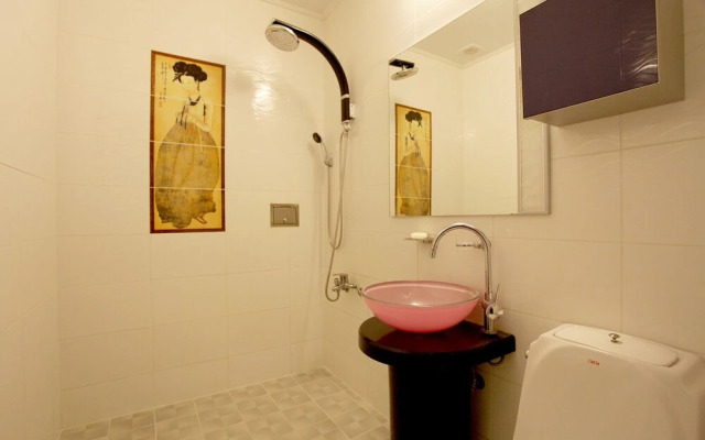 Chuncheon LEO Hotel