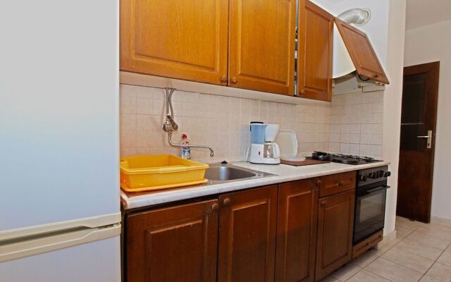 Apartment 1198