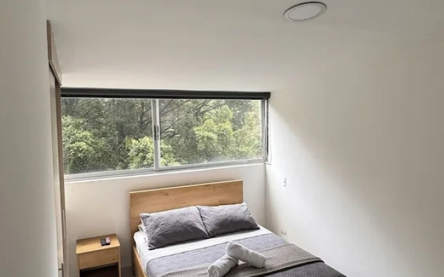 spacioso Apartamento en el Poblado by Hoost 704