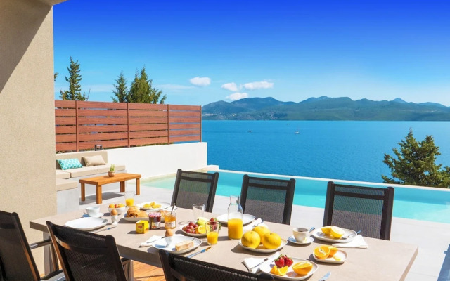 Villa Melia in Nikiana