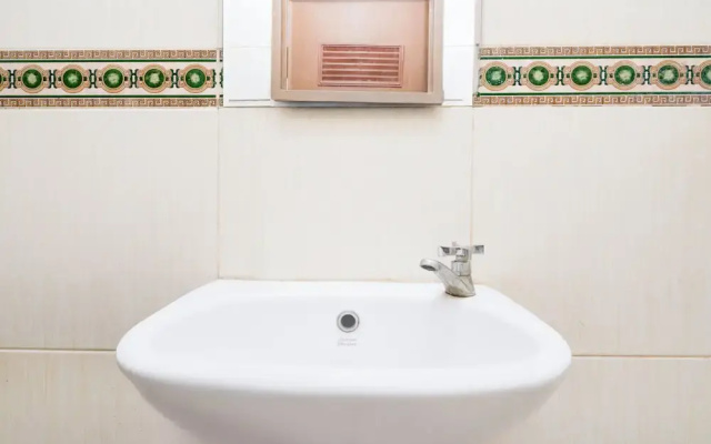 OYO 94421 Soetomo Guest House