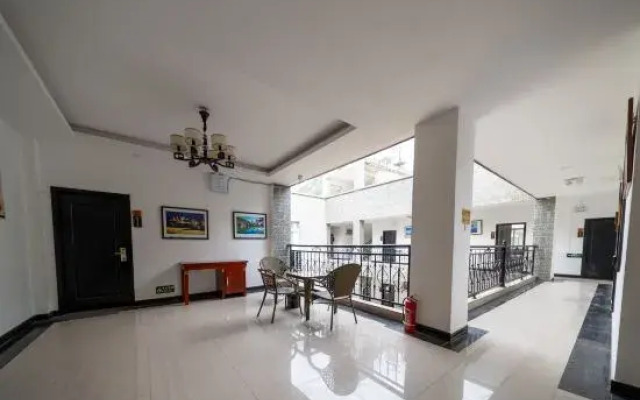 Hailuogou Yueshan Residence