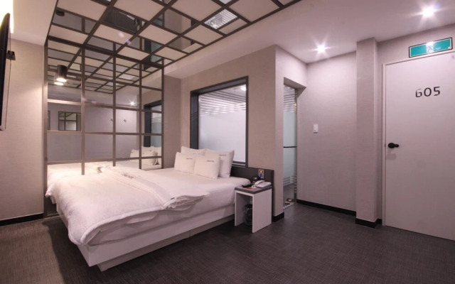 Ulsan Some Hotel