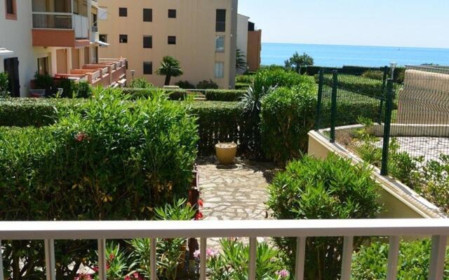 Appartement Cap d'Agde, 1 pièce, 4 personnes - FR-1-607-79