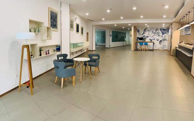 Hanting Hotel Kaili International Trade Shopping Center