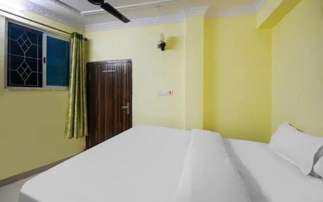Pop 89428 Oyo Flagship Moon Light Hotel