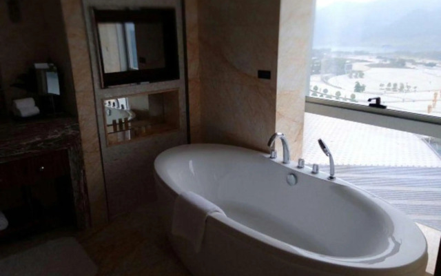 Ramada Plaza Liuzhou Liudong