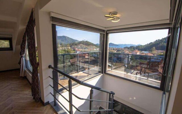 Göcek Marin B 4+1 Villa, Özel Havuzlu