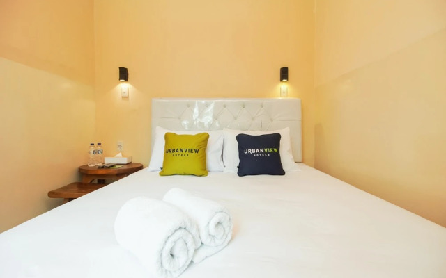 Urbanview Hotel Cantee Halim Perdanakusuma by RedDoorz