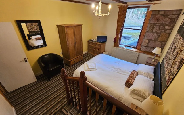 Broomhall Castle Hotel