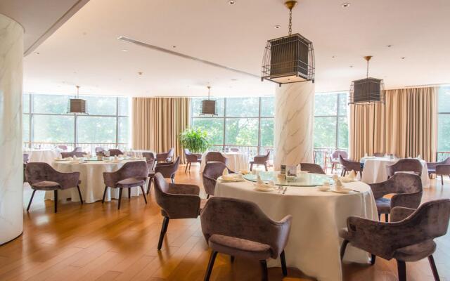 Holiday Inn Nanjing Xuanwu Lake by IHG
