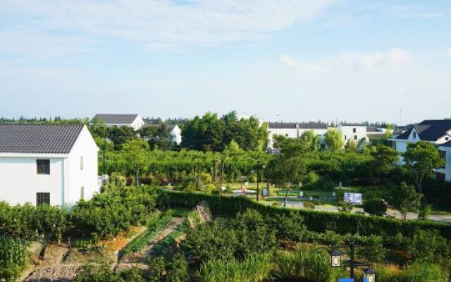 Shanghai Man Ye Garden Resort