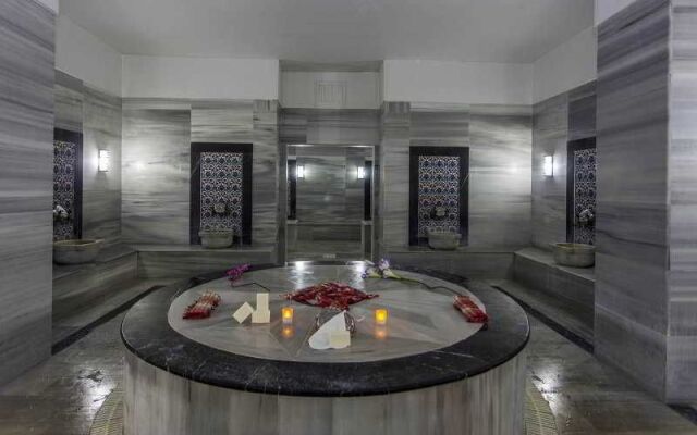Mira Meridia Beach Hotel