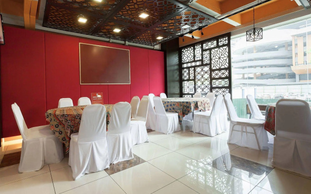 ZEN Rooms Near SOGO