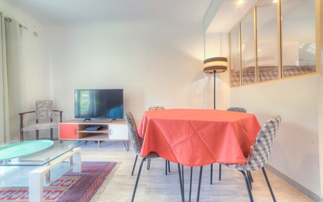 Val Riant Apartment 1