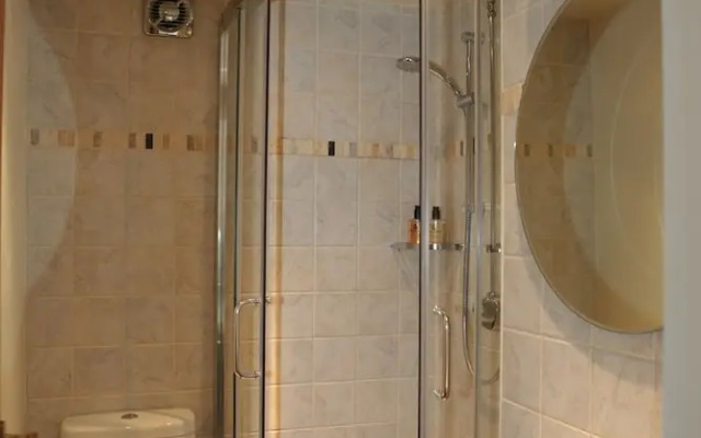 The Waves: Yorkshire Coast B&B