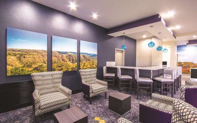 La Quinta Inn & Suites by Wyndham Pampa
