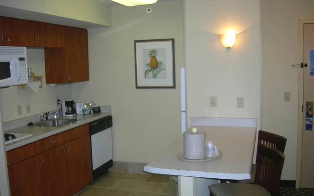 Hampton Inn & Suites El Paso-Airport