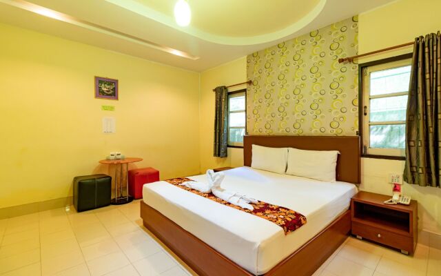 Ban Suan Chomdao Resort by ZUZU