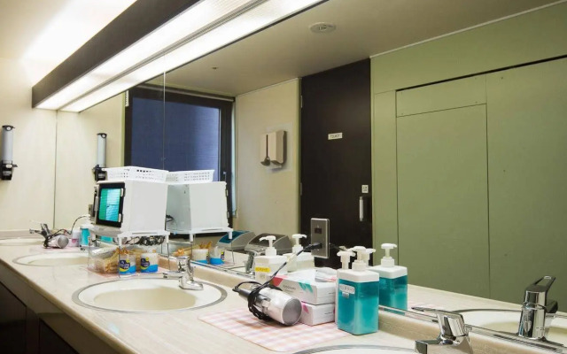 Capsule Inn Sapporo - Caters to men
