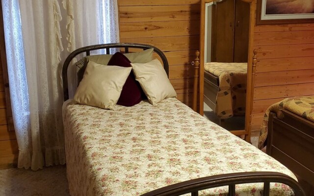 Country Aire Bed & Breakfast