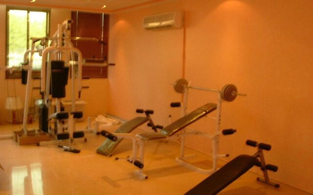 Bilqase Throne Hotel