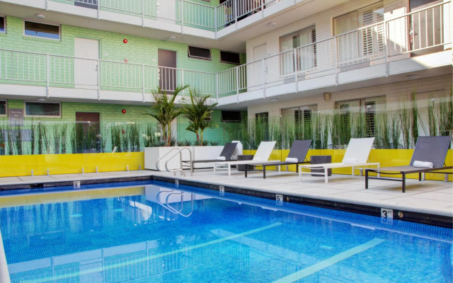 The Adler a Hollywood Hills Hotel