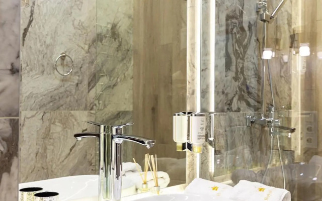 Royal Apartment on Fredra 4a