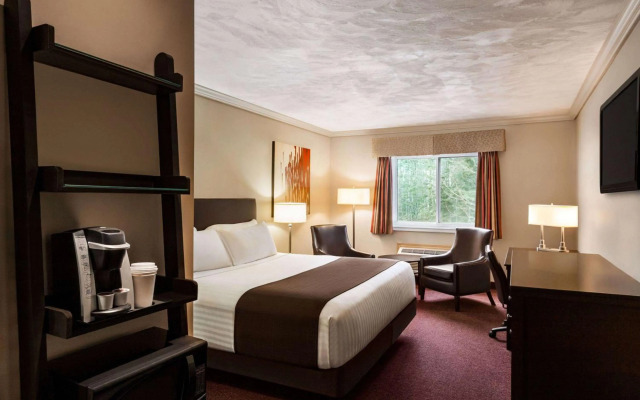 Atlantic Host Hotel, Trademark Collection by Wyndham