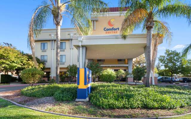 Comfort Suites Vacaville-Napa Valley Area