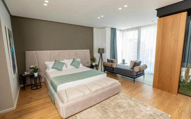 Ames Hotel & SPA