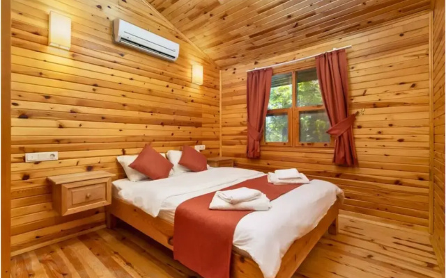 Izgen Bungalows Çıralı