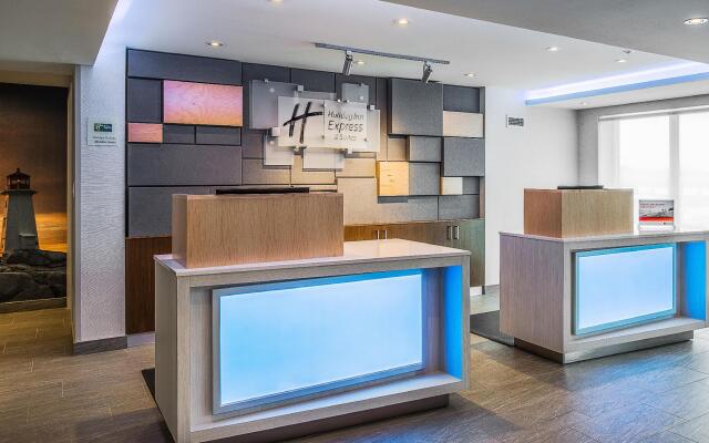 Holiday Inn Express & Suites Halifax - Bedford, an IHG Hotel