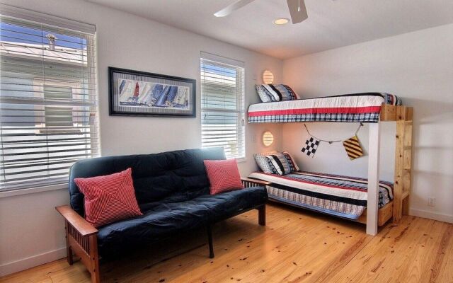 Station Street - 4 Br Townhouse