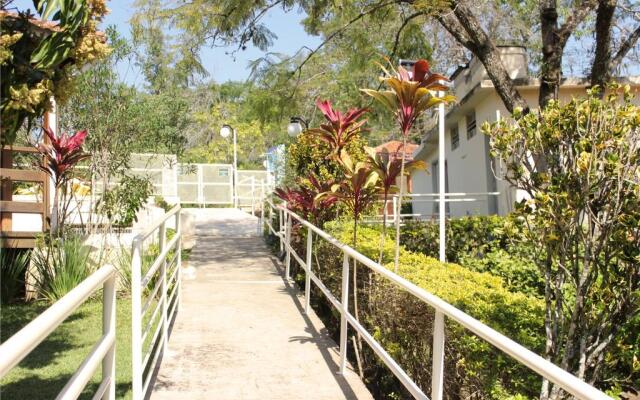 Avenida Charme Hotel