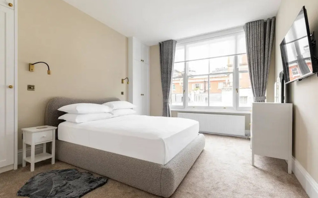 Great Russell Street by Onefinestay