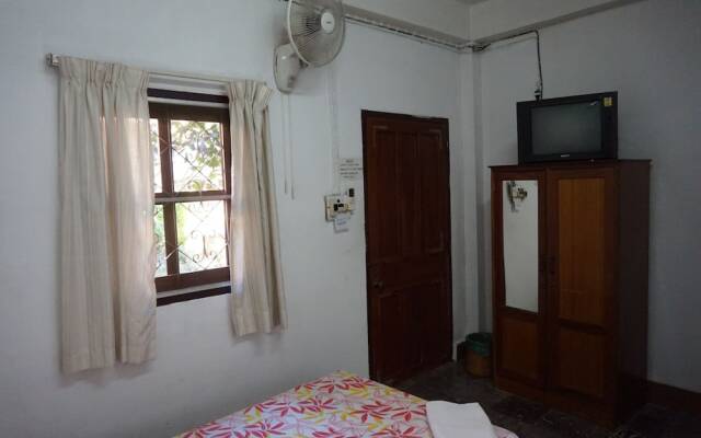 Heuan Lao Guesthouse