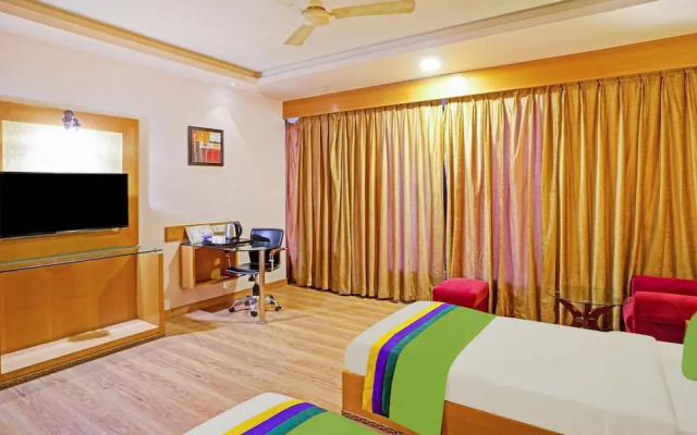 FabHotel Royal CM Bani Park