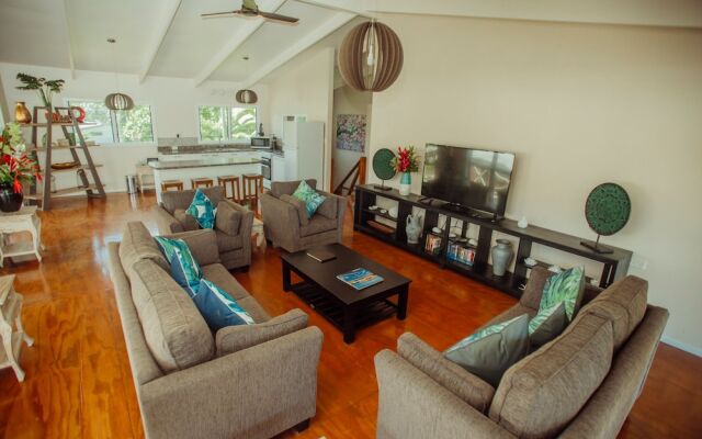 Cook Islands Holiday Villas Blackrock