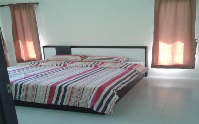 Banburee House