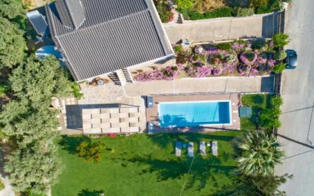 Santy Villa - Gerani