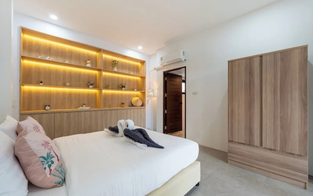 One of Phukets Best Villas V212