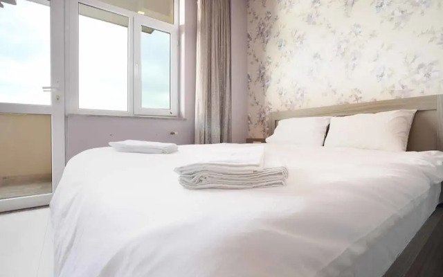 Stay Inn next to Dalma Mall