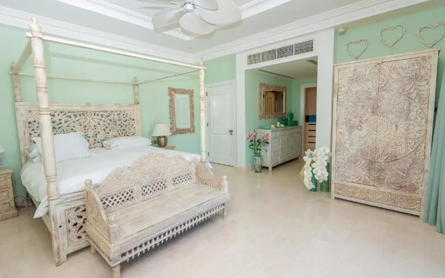 Villa Lazuli - Saadiyat Island - A one-of-a-kind stay, with jacuzzi and pool - limited to 12