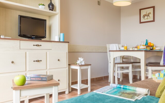 Village Normandy Garden Pierre & Vacances