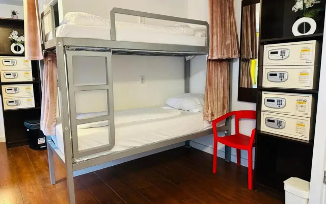 Room Mate Hostel
