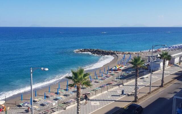 Abbronzatissima Capo d'Orlando